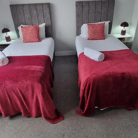 Horfield House Apartment *