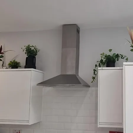 Horfield House Apartment *